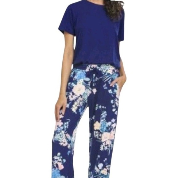 Flora by Nikrooz Womens Pajama Set Size Small Short Sleeve 2 Piece - Picture 1 of 7